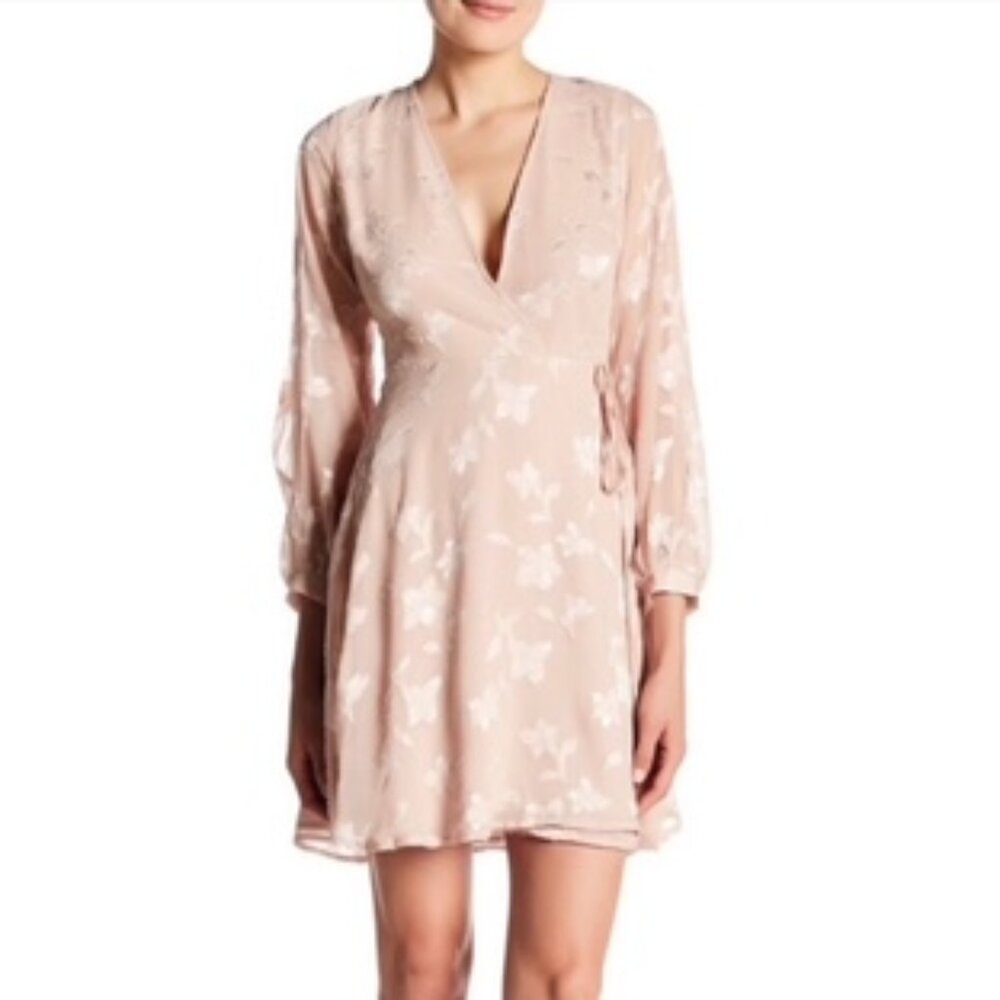 ASTR The Label Pink Split Sleeve Wrap Dress